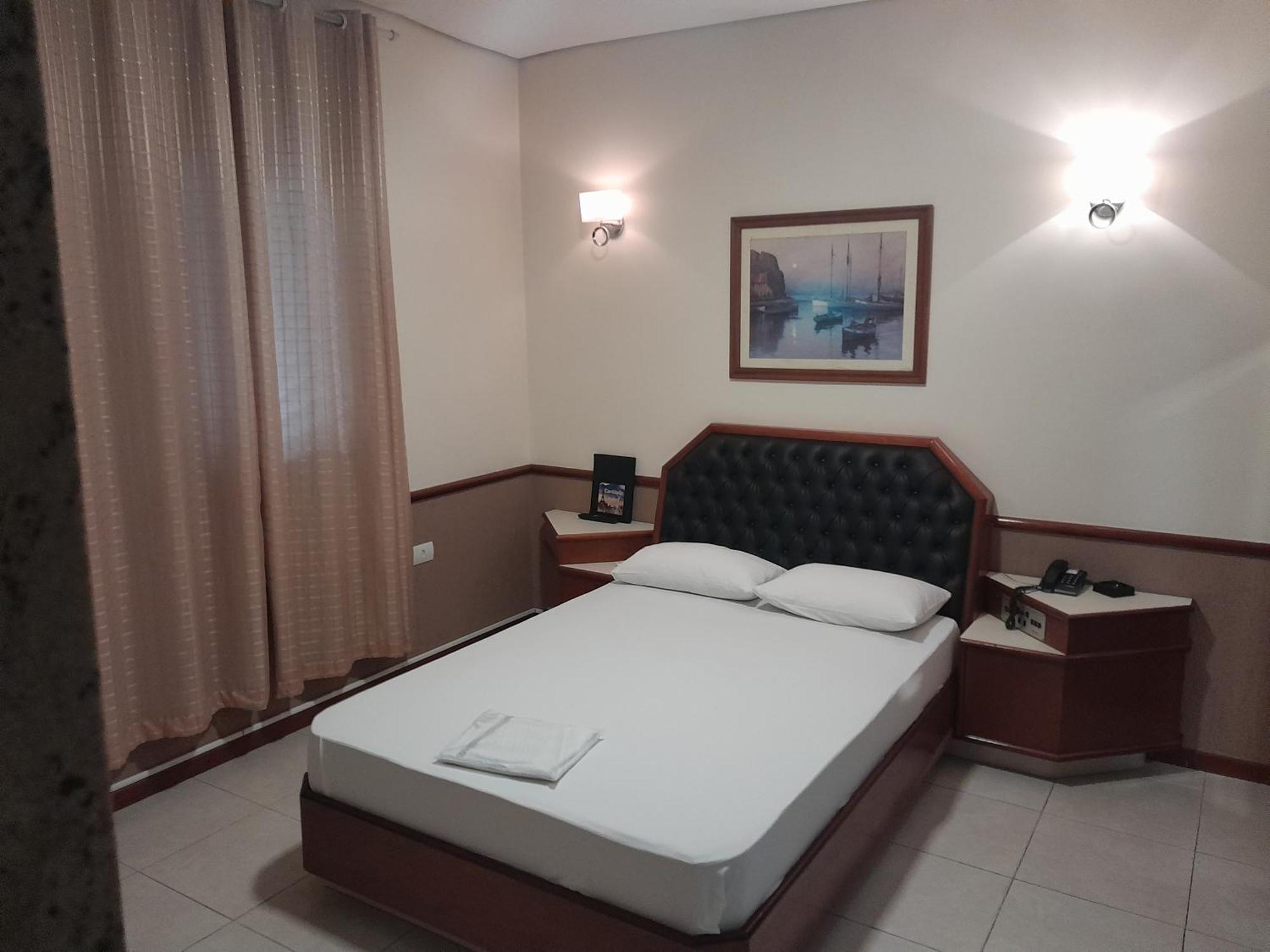 Hotel Paris Сан-Пауло Экстерьер фото